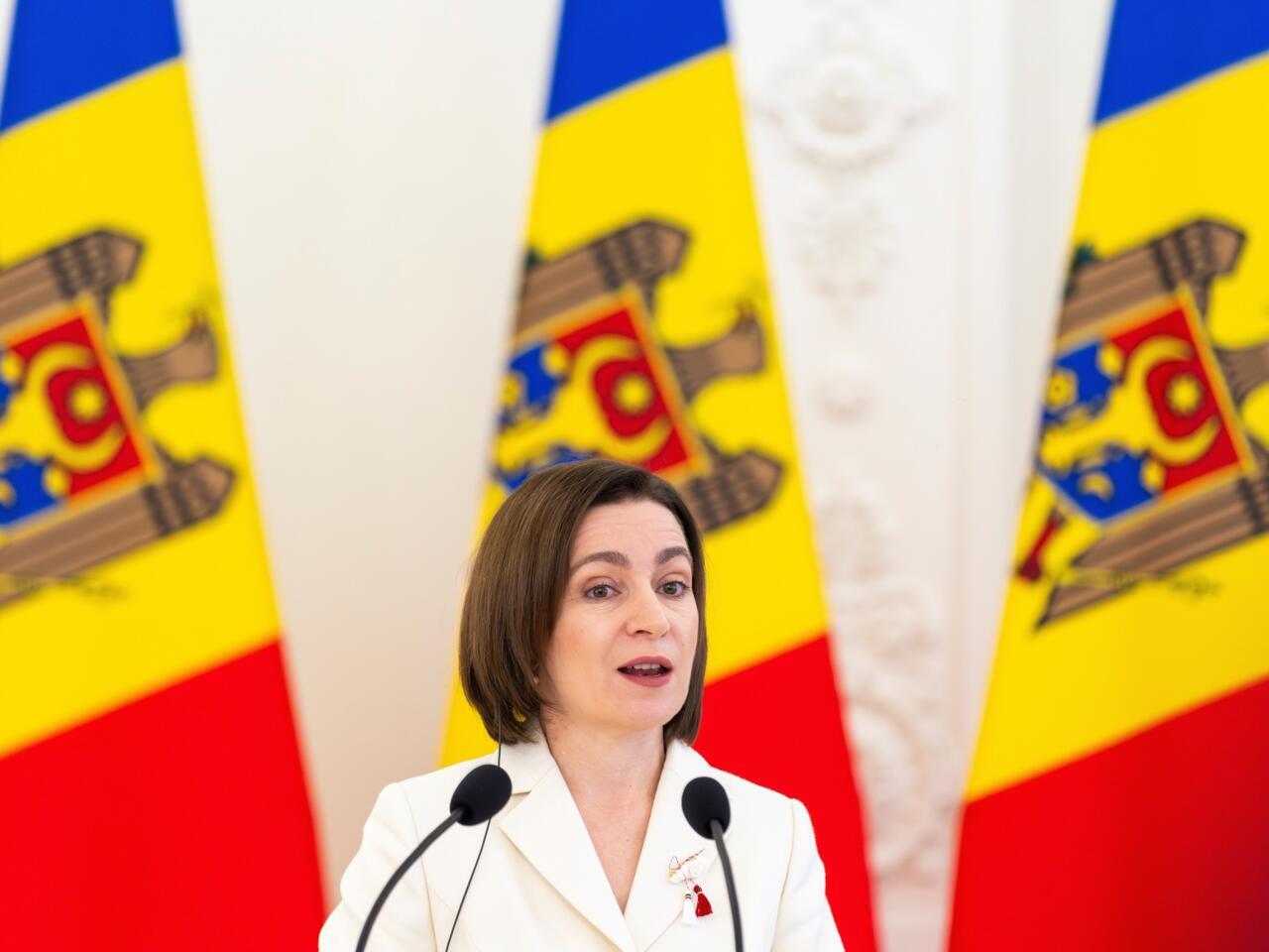  Санду заявила, що недостатня допомога Україні сприяє проникненню російських дронів у Молдову 