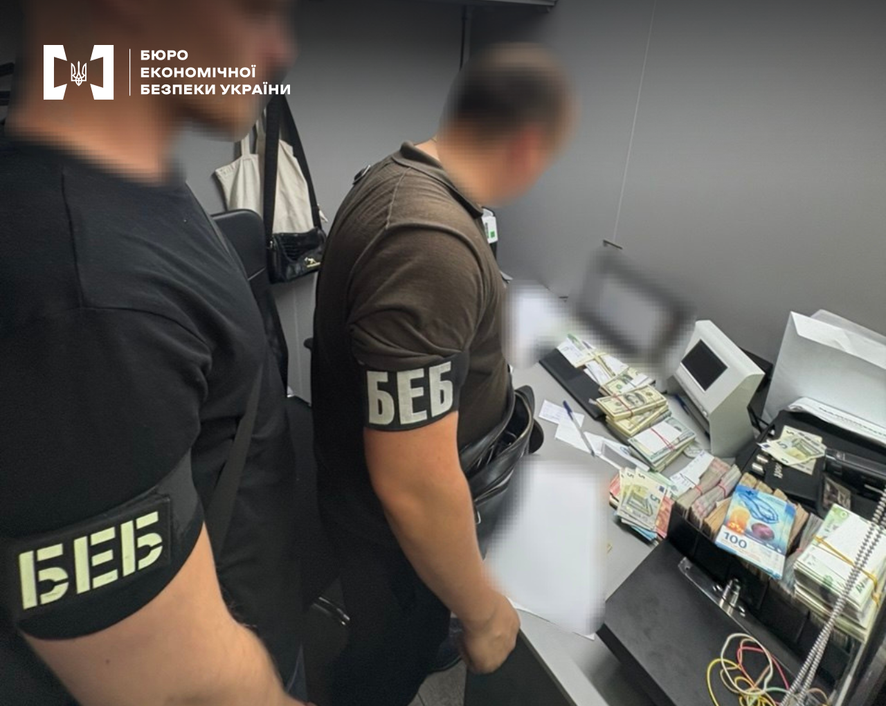  У Києві викрили мережу нелегальних обмінників: вилучено валюту на понад 7 млн грн 
