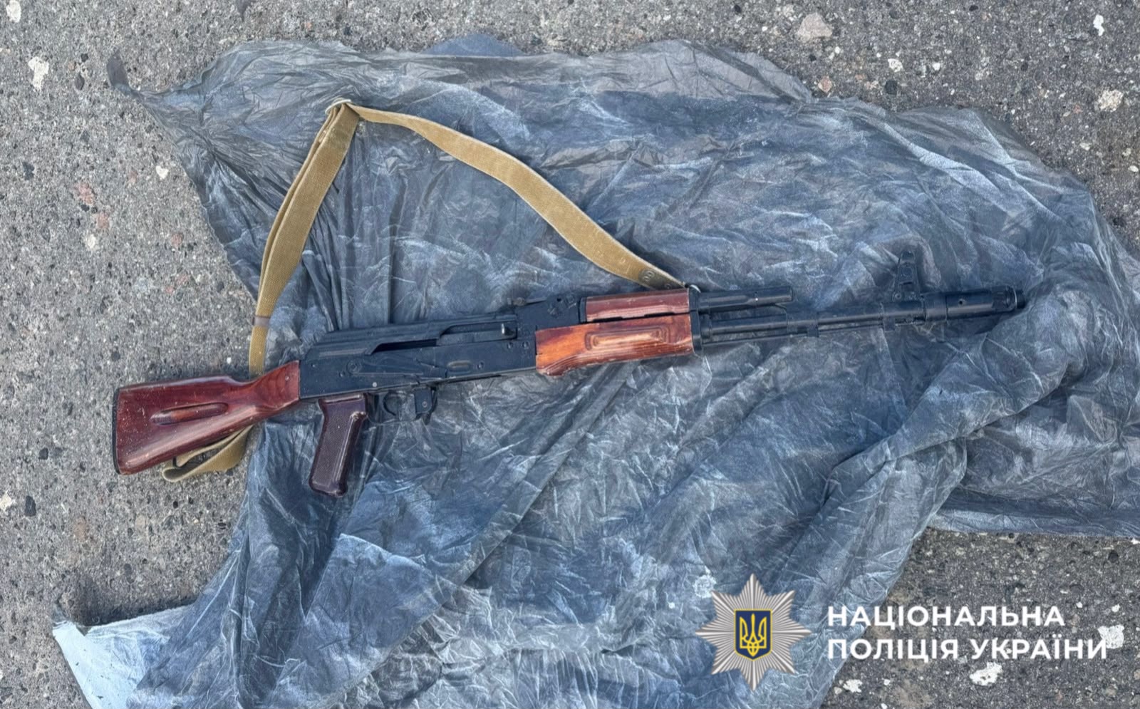 Збував зброю та боєприпаси: поліцейські Київщини повідомили про підозру фігуранту 