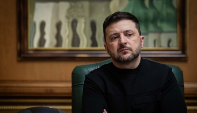  Зеленський і Макрон обговорили співпрацю у протидії російській балістиці 