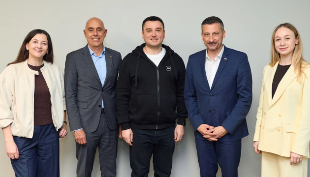  Україна та Швейцарія домовилися про довгострокову співпрацю у сфері ШІ та цифрової економіки 