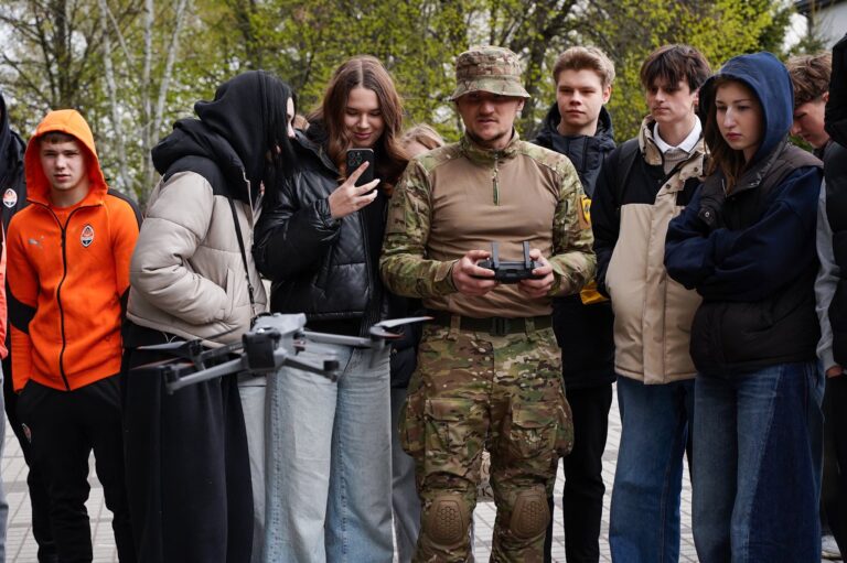  Київщина впроваджує системну підготовку школярів до загроз 