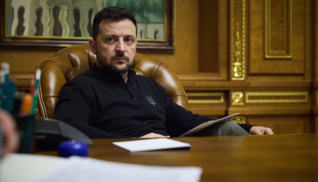  Зеленський заперечив нібито різні позиції в переговорній групі України: Це російський наратив 
