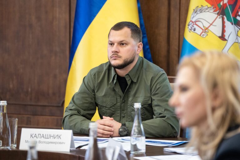  Микола Калашник провів координаційну нараду з керівниками медичних установ Київщини 