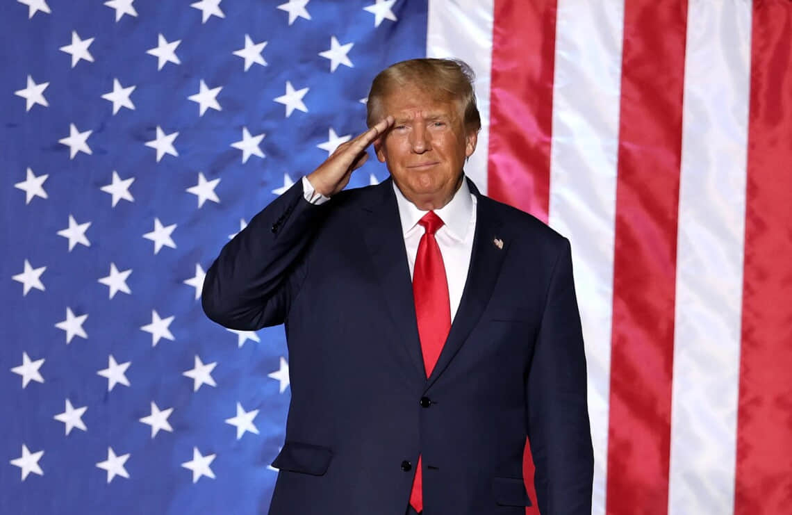  Трамп помилував соратників, які допомагали йому оскаржити вибори 2020 року 
