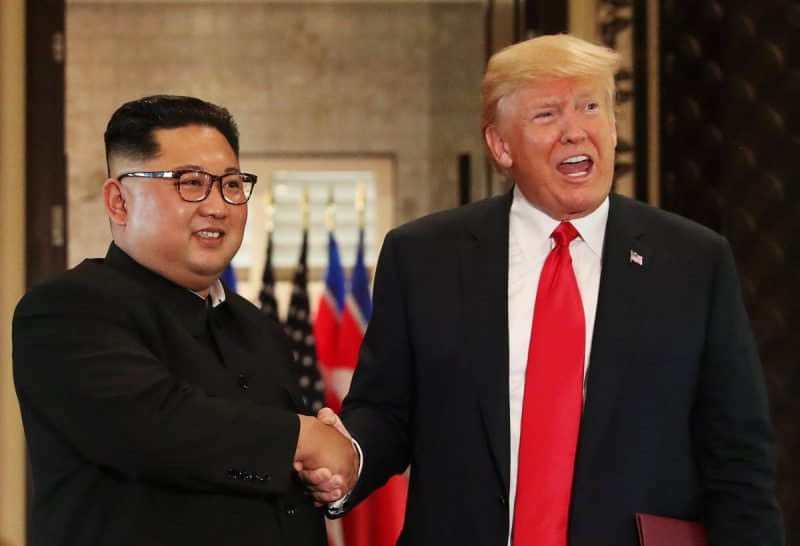  Трамп каже, що готовий зустрітися з лідером КНДР за його бажання 