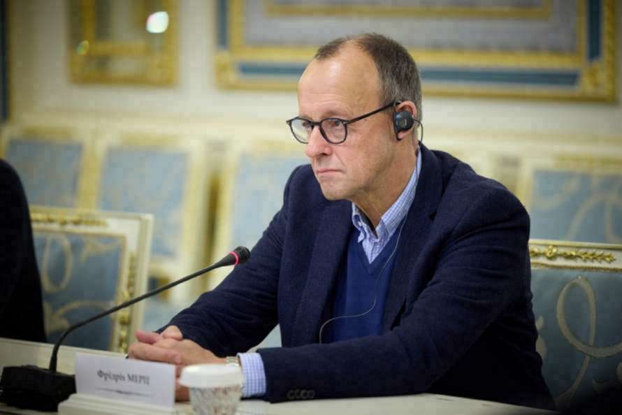  ЗМІ: Мерц переконуватиме країни ЄС щодо 140 млрд євро для України за рахунок росактивів 
