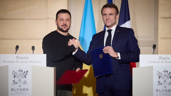  Макрон зустрінеться з Зеленським 3 вересня в Парижі перед засіданням коаліції рішучих 