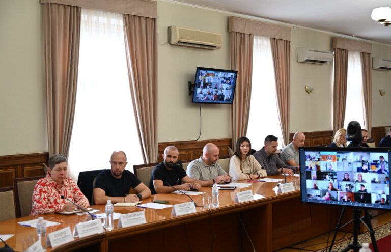  Микола Калашник: Підрядники, які підводять людей, втратять контракти на Київщині 