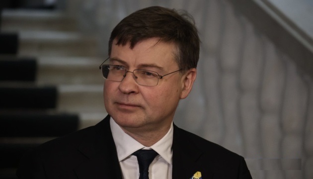  ЄС у діалозі зі США щодо санкцій проти Росії, але фокусується на власному пакеті - Домбровскіс 