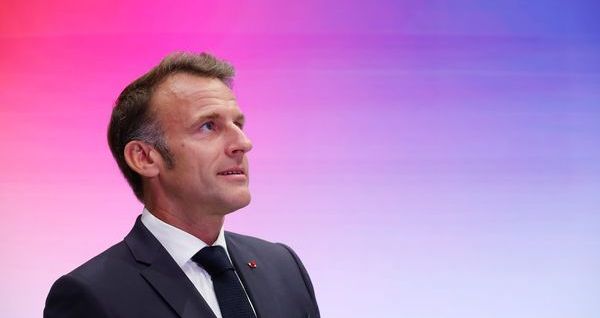  Макрон натякає, що хоче лишитись в політиці після звершення президентського терміну 