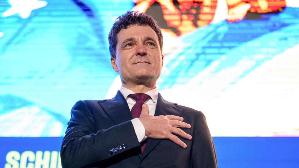  Новий президент Румунії вперше їде до Молдови 