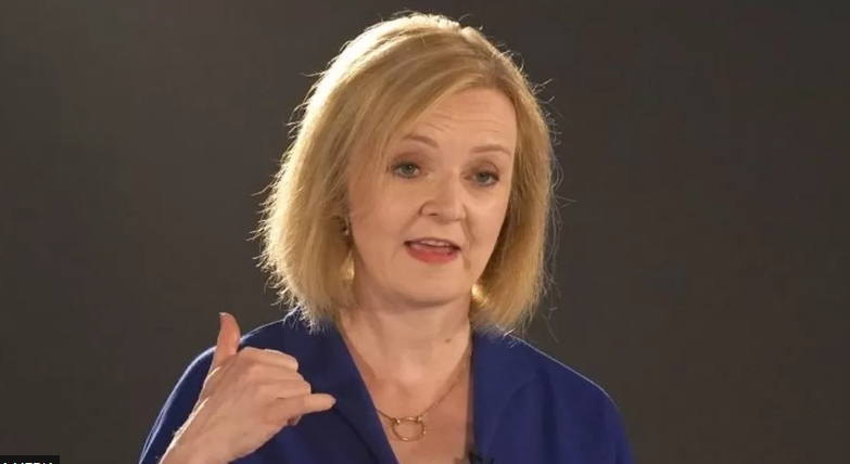  Tory leadership: Labour calls for inquiry into Liz Truss event 