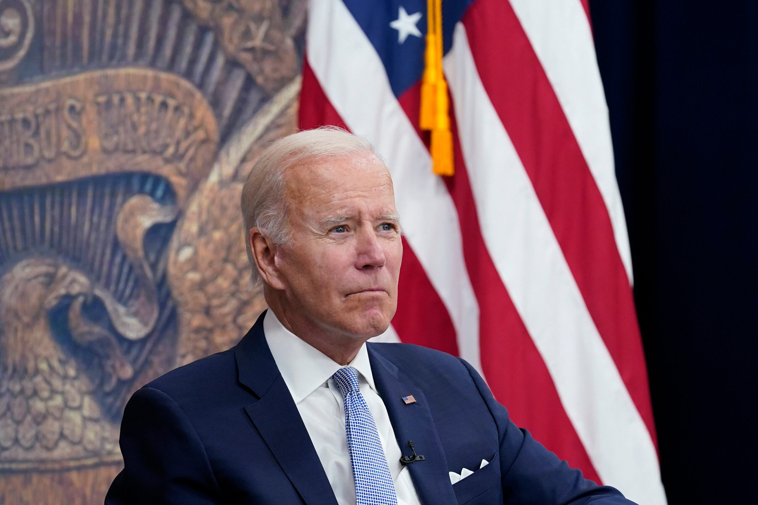  Biden still in isolation, feeling 'well,' but continues to test positive in rebound COVID case 