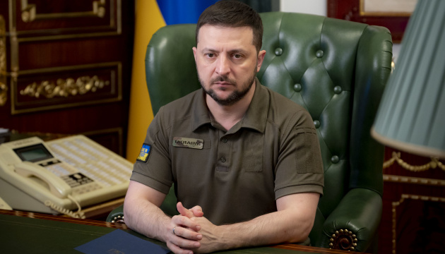 Зеленський підписав закон про заборону проросійських партій 