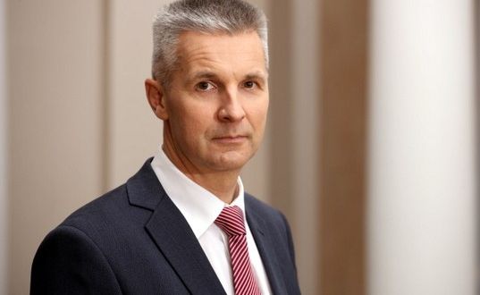  Министр обороны Латвии: если Украине нужно оружие, ей следует его предоставить 