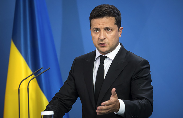  Зеленский предложил допустить иностранные войска для учений в Украине 