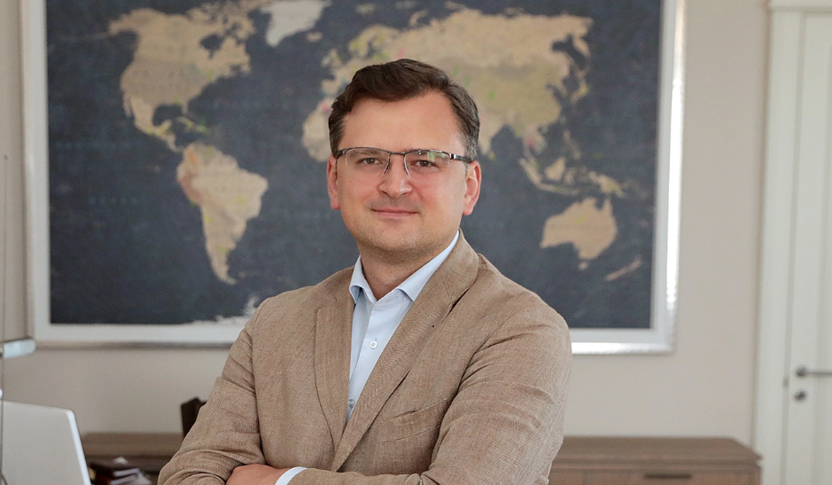  Дмитро Кулеба, міністр закордонних справ: Для припинення війни на Донбасі у наступ іде дипломатія 