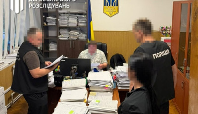 Голова райсуду на Київщині за $2,5 тисячі обіцяв рішення для отримання відстрочки від мобілізації — ДБР
