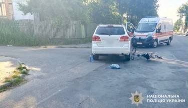 Поліція Київщини розслідує обставини ДТП, у якій постраждала велосипедистка