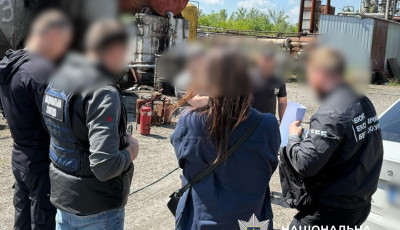 У Кривому Розі у підпільних виробників пального вилучили нафтопродуктів на понад 4 млн грн, — Нацполіція