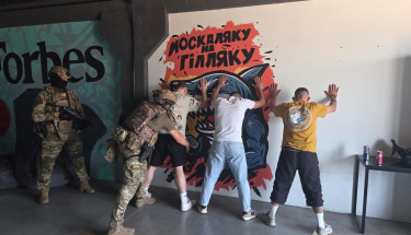 В Україні припинили роботу 94 шахрайських call-центрів після 411 обшуків