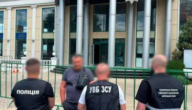 Посадовцю держустанови повідомили про підозру через переплату 16,5 млн грн за серверне обладнанн