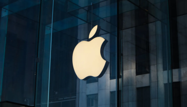 Apple подолала позначку $5 трлн і повернула статус найдорожчої компанії світу