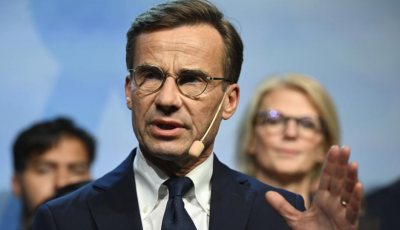 Center-right leader asked to form new government in Sweden