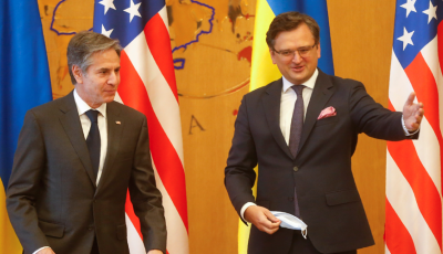 Кулеба і Блінкен обговорили наступний пакет військової допомоги Україні та подальші санкції