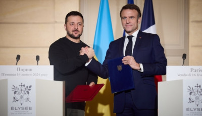 Макрон зустрінеться з Зеленським 3 вересня в Парижі перед засіданням коаліції рішучих
