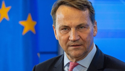 Сікорський закликав Європу посилити тиск на Росію через гібридні атаки