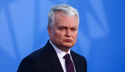 Президент Литви непрямо критикує прем'єра через скандал із позикою