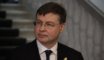 ЄС у діалозі зі США щодо санкцій проти Росії, але фокусується на власному пакеті - Домбровскіс