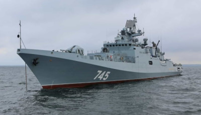 Фрегат РФ два місяці супроводжує танкери «тіньового флоту» у британських водах - The Telegraph