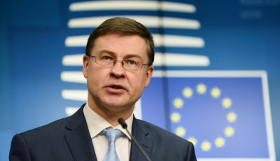 Єврокомісар каже, що фіндопомога Україні залежить від подальших подій щодо НАБУ і САП