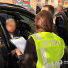 У Києві викрили посадовицю університету, яка за $10 тисяч обіцяла легалізувати іноземців через навчання