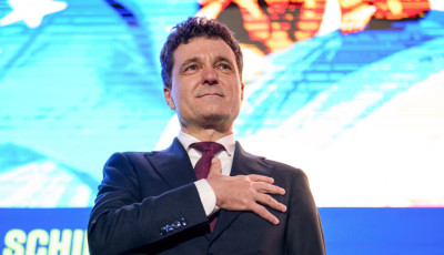 Новий президент Румунії вперше їде до Молдови