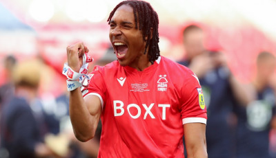  Djed Spence: Tottenham sign Middlesbrough defender on five-year contract in £20m deal