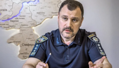 Правда поліцейського № 1. Масові поховання, колаборанти, мародери та робота в умовах війни —  глава Нацполіції