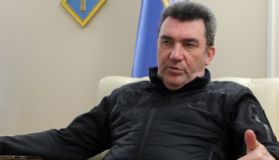 Олексій Данілов: З територій, які росіяни захоплюють, частину населення депортують на Далекий Схід