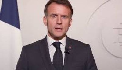 Макрон визнав, що робив 