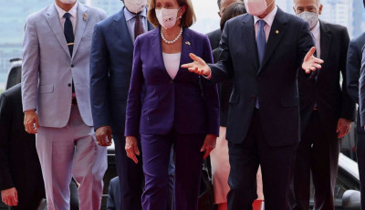 In South Korea, Pelosi vows support to denuclearize the North but avoids commenting on Taiwan, China