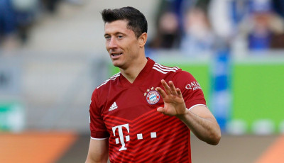 Barcelona set to sign superstar striker Robert Lewandowski from Bayern Munich 